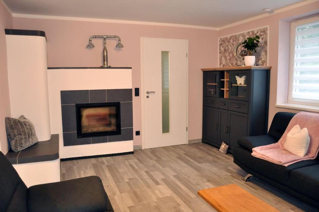 -Haus Am Waeldchen- Lägenhet Zehdenick Exteriör bild